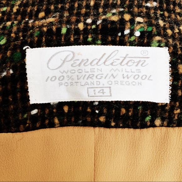 🛍CLOSET CLEAN-OUT - MAKE OFFERS🛍 Vintage Pendleton Women's Tweed Jacket - Picture 8 of 8